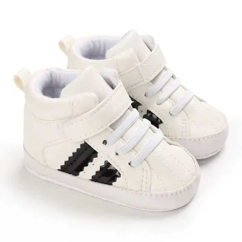 Bekväma babysneakers med halkfri sula – 0-18M