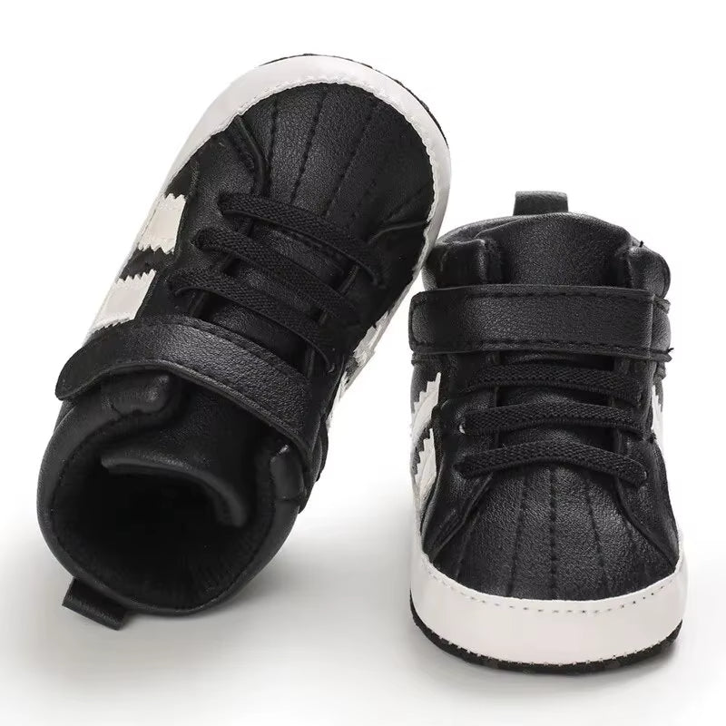 Bekväma babysneakers med halkfri sula – 0-18M